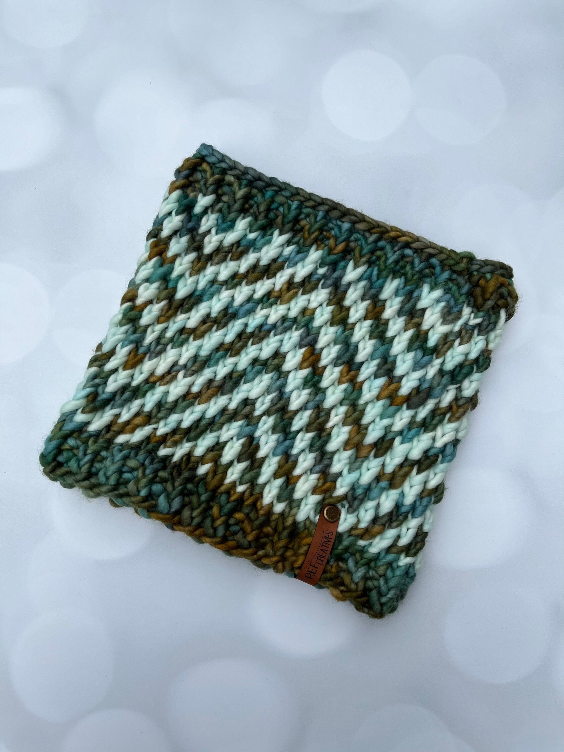 Luxury Green Merino Wool Knit Neckwarmer - Green Hand Knit Cowl with Hand Dyed Yarn