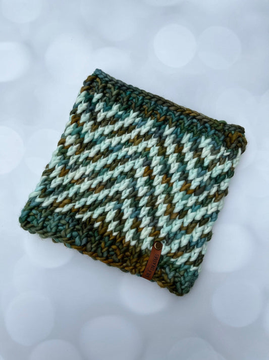 Luxury Green Merino Wool Knit Neckwarmer - Green Hand Knit Cowl with Hand Dyed Yarn