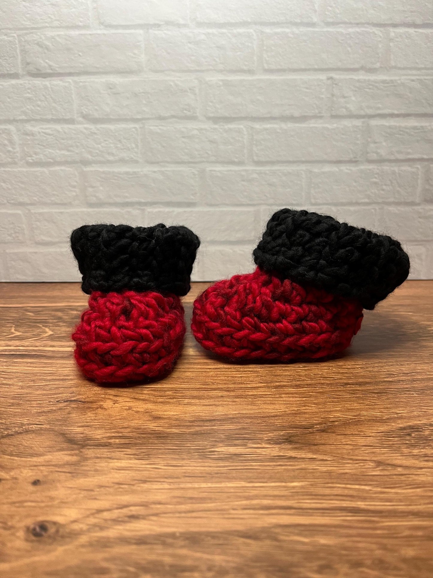 3-6 months - Luxury Red Black “Cheeky Little Elf” Merino Wool Crochet Baby Booties - Hand Crocheted Baby Booties with Hand Dyed Yarn
