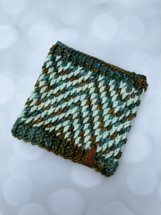 Luxury Green Merino Wool Knit Neckwarmer - Green Hand Knit Cowl with Hand Dyed Yarn